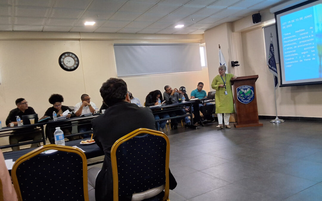 UCQ participa en conversatorio con autoridades de la Dirección Nacional Antidrogas