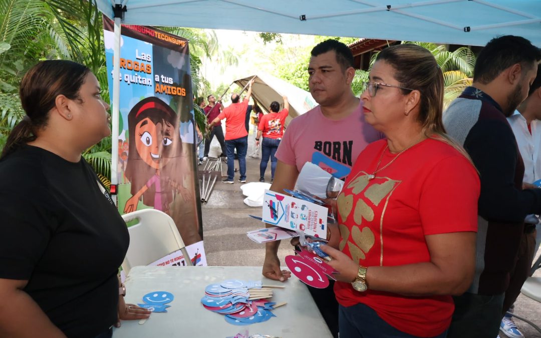 Participación de CONAPRED en la feria organizada por el Ministerio de Ambiente. 