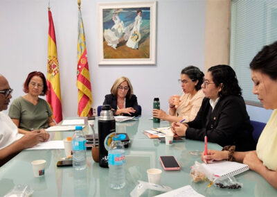 Representantes de CONAPRED durante el programa PIDEAL en Valencia, España, junto a delegaciones de América Latina.